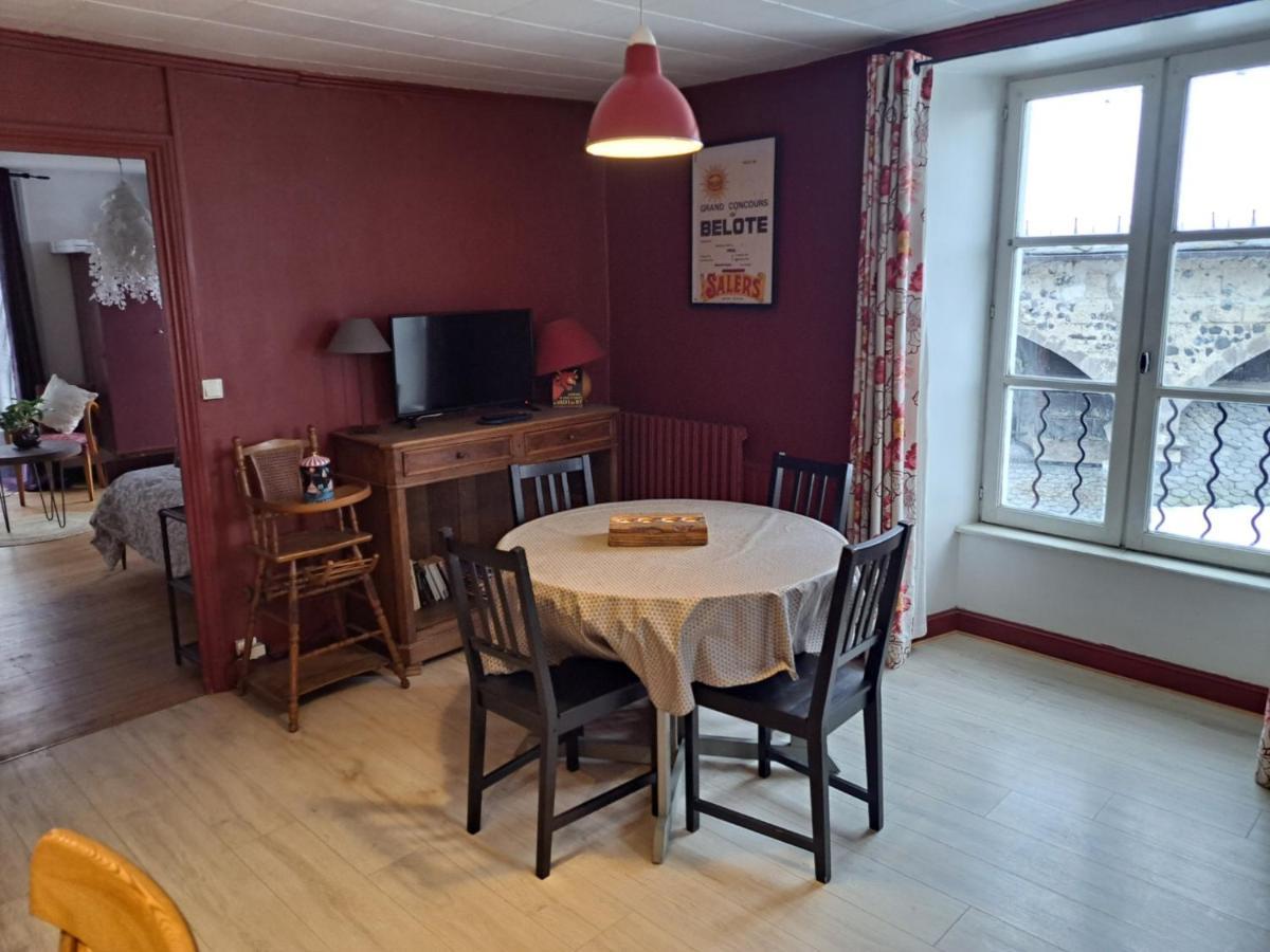 Charmant Appartement Au Coeur Des Volcans D Auvergne Murat  Extérieur photo